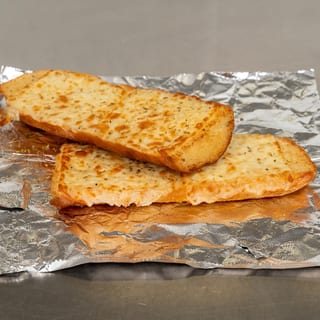 Garlic Bread w/ Cheese